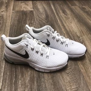 9.5 Nike Air Max TR1 180
